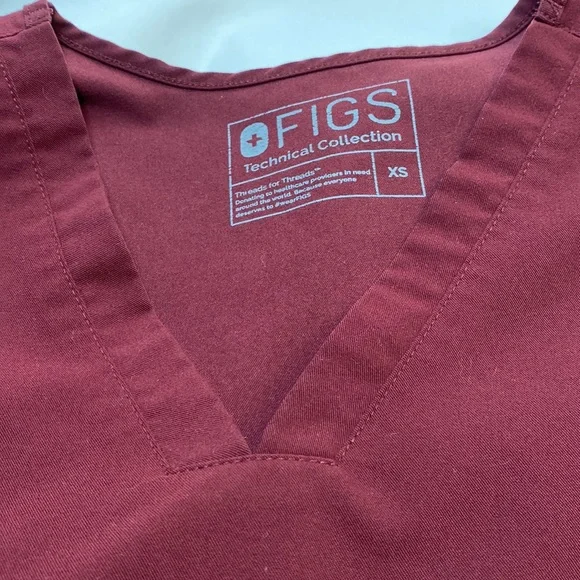 Figs Scrub Top XS maroon - Picture 7 of 14